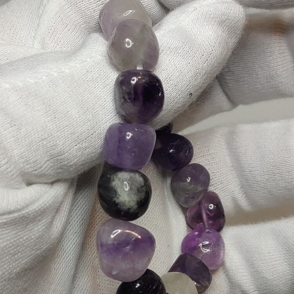 Chevron Amethyst elastic natural stone bracelet  including felt pouch-NB03 - Picture 9 of 16